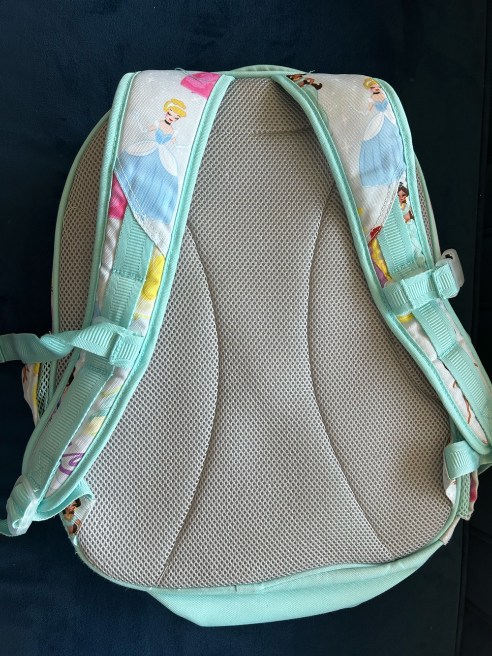 Disney Girls Mint Princess Backpack and Lunchbox Set - Picture 3 of 7